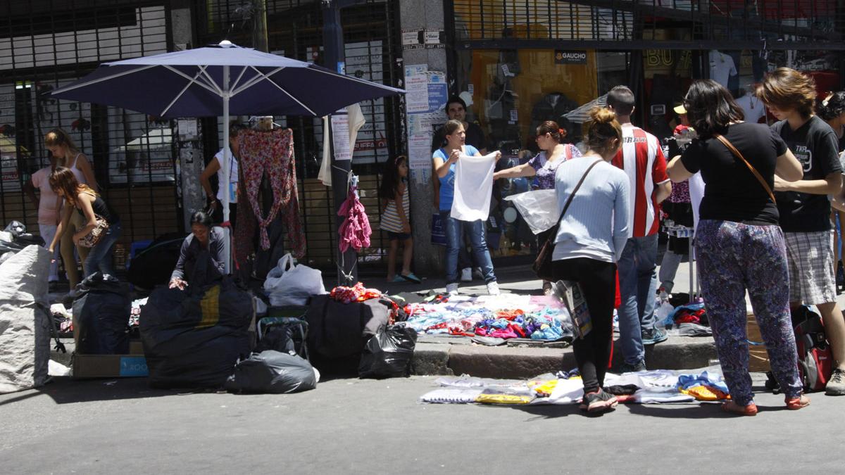 Venta callejera, y un aumento significativo en Flores.