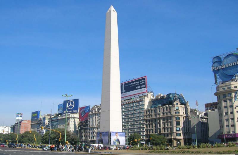 El Obelisco se muda al Sur de la Ciudad