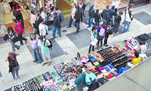 En la Ciudad de los manteros… Lo que faltaba…