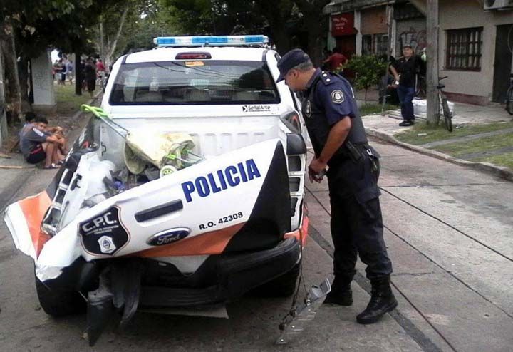 A contramano con la vida, a contramano de la gente