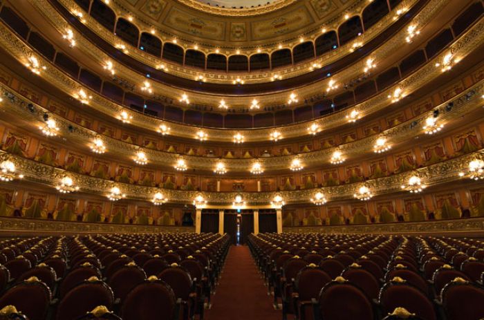 HISTORIA DEL TEATRO LÍRICO EN BUENOS AIRES LA ÓPERA ITALIANA EN EL TEATRO COLÓN