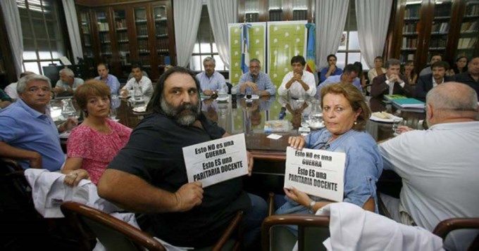 Los docentes en el ojo de la tormenta