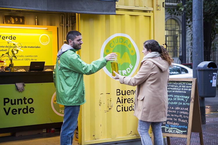 Porteños que colaboran con la protección del medioambiente