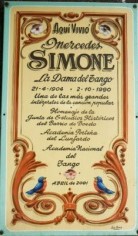 placa-frente-a-casa-de-MERCEDES-SIMONE-Av-Boedo-960-188x300