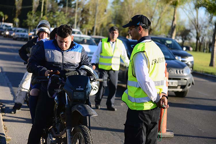 Motocicletas: infracciones y demoras cotidianas