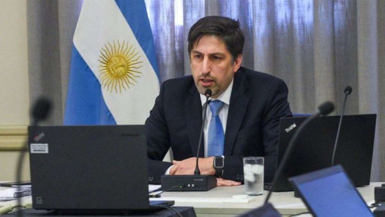 Nicolás Trotta: el plan porteño de abrir escuelas “implicaría riesgo para alumnos y docentes”