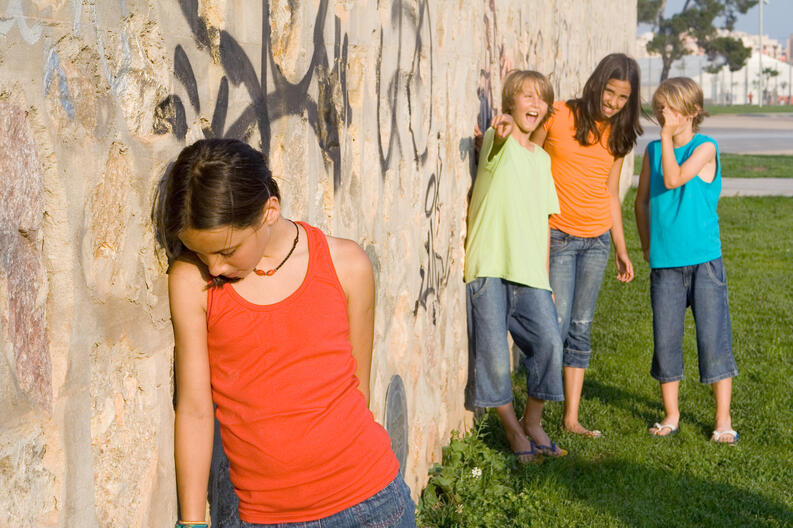 Según estudio, el principal motivo de burlas en adolescentes sería el aspecto físico