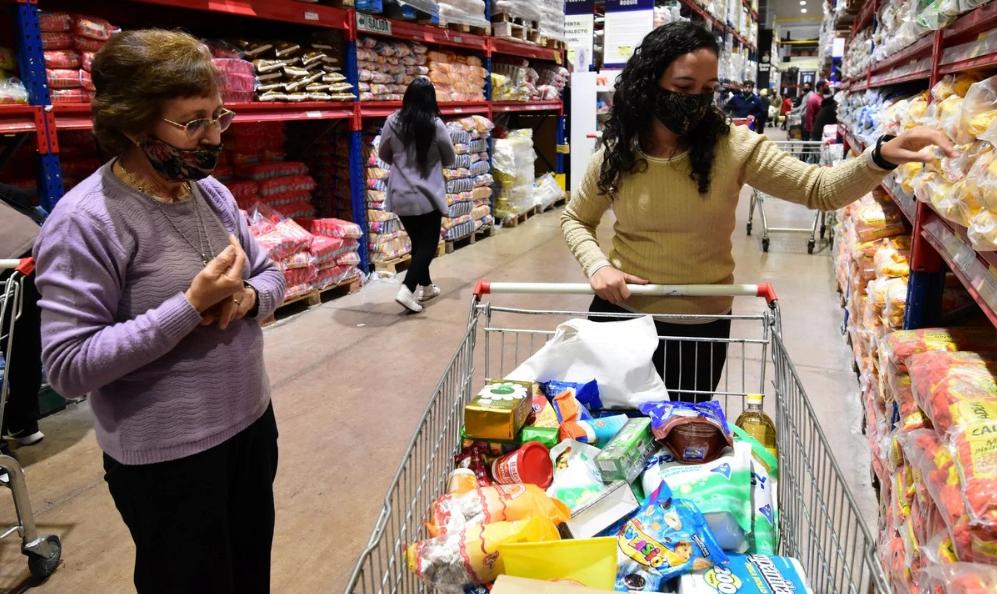 Inflación: Las compras cuestan cuatro veces más que hace cuatro años