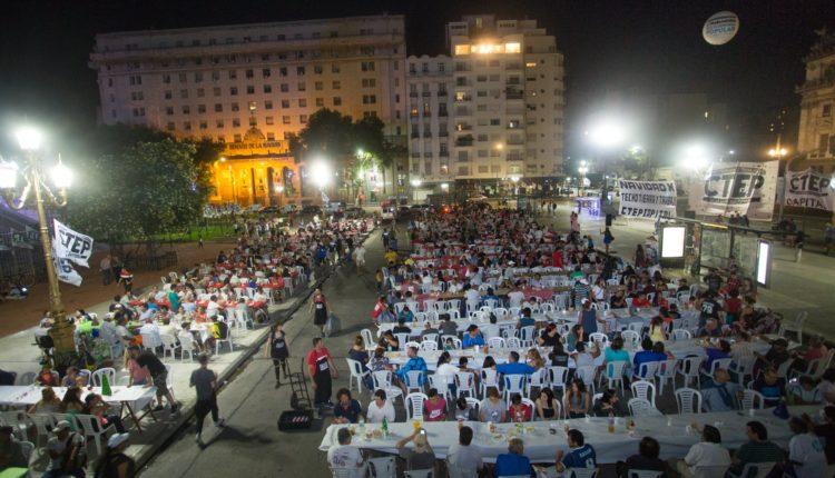 Organizaciones sociales realizarán la cena de Nochebuena en el obelisco