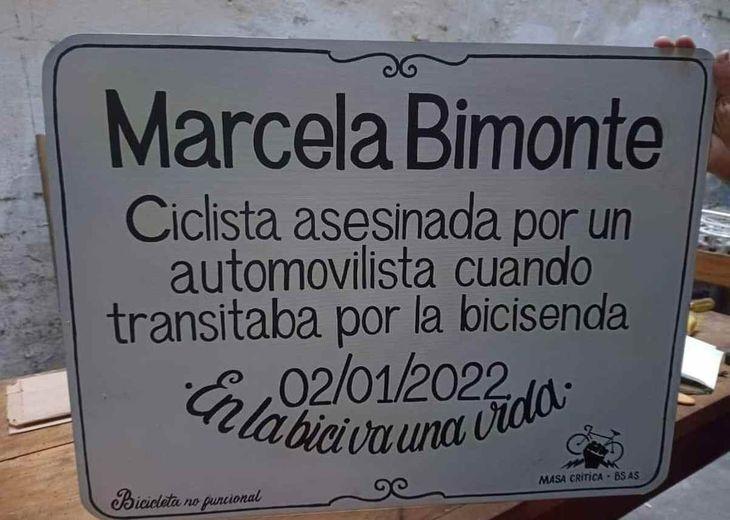 Multitudinaria bicicleteada en homenaje a la ciclista atropellada de Palermo