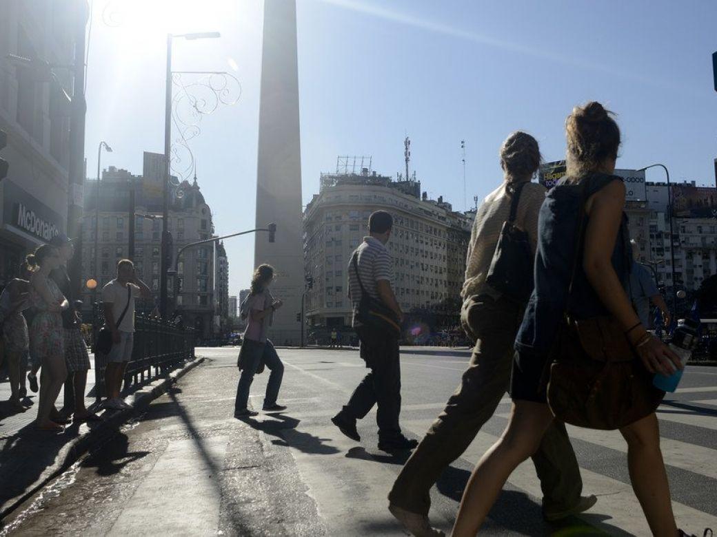 Ola de calor en CABA: Temperatura histórica y continúan sin luz más de 44.000 usuarios