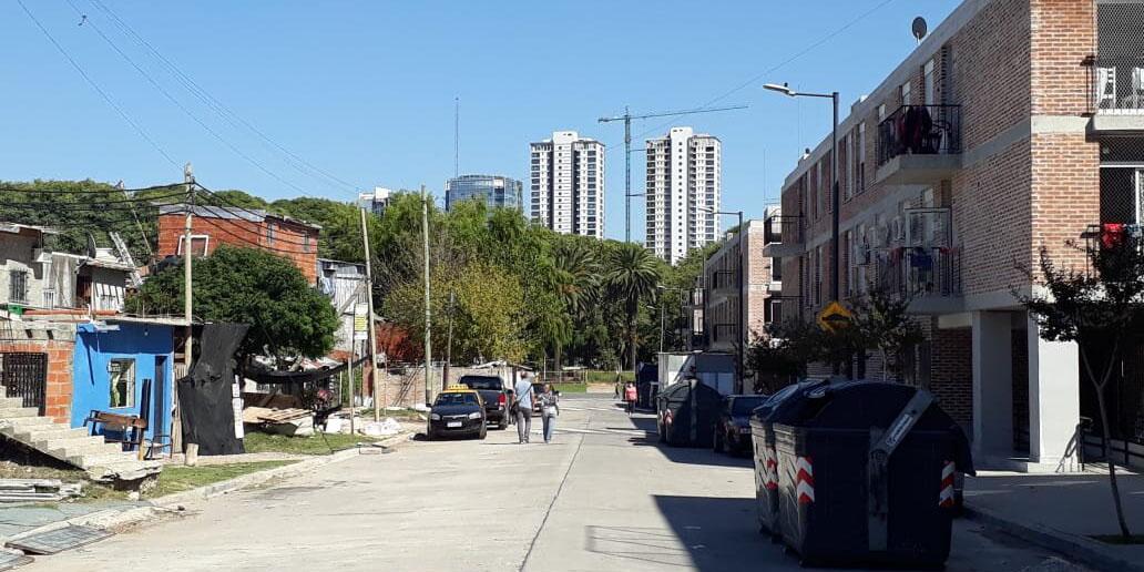 Encontraron comida destinada al barrio Rodrigo Bueno en la basura