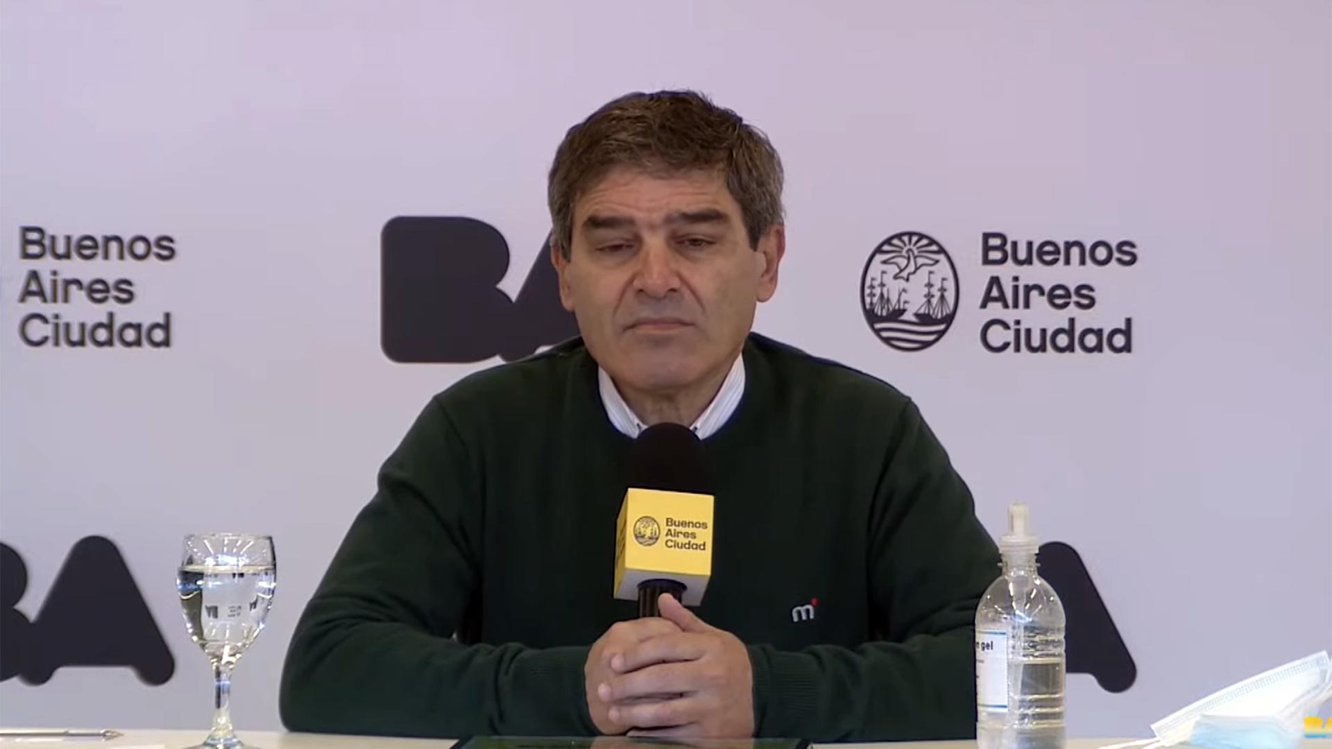 Fernán Quirós: “El barbijo deja de ser obligatorio pero es recomendable”