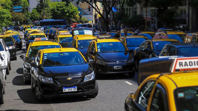A partir de este sábado rige el primer aumento para los taxis de la Ciudad