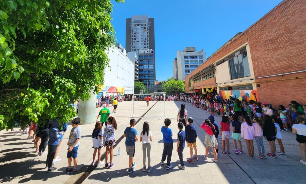 Récord de estudiantes inscriptos en la Escuela de Verano de la Ciudad