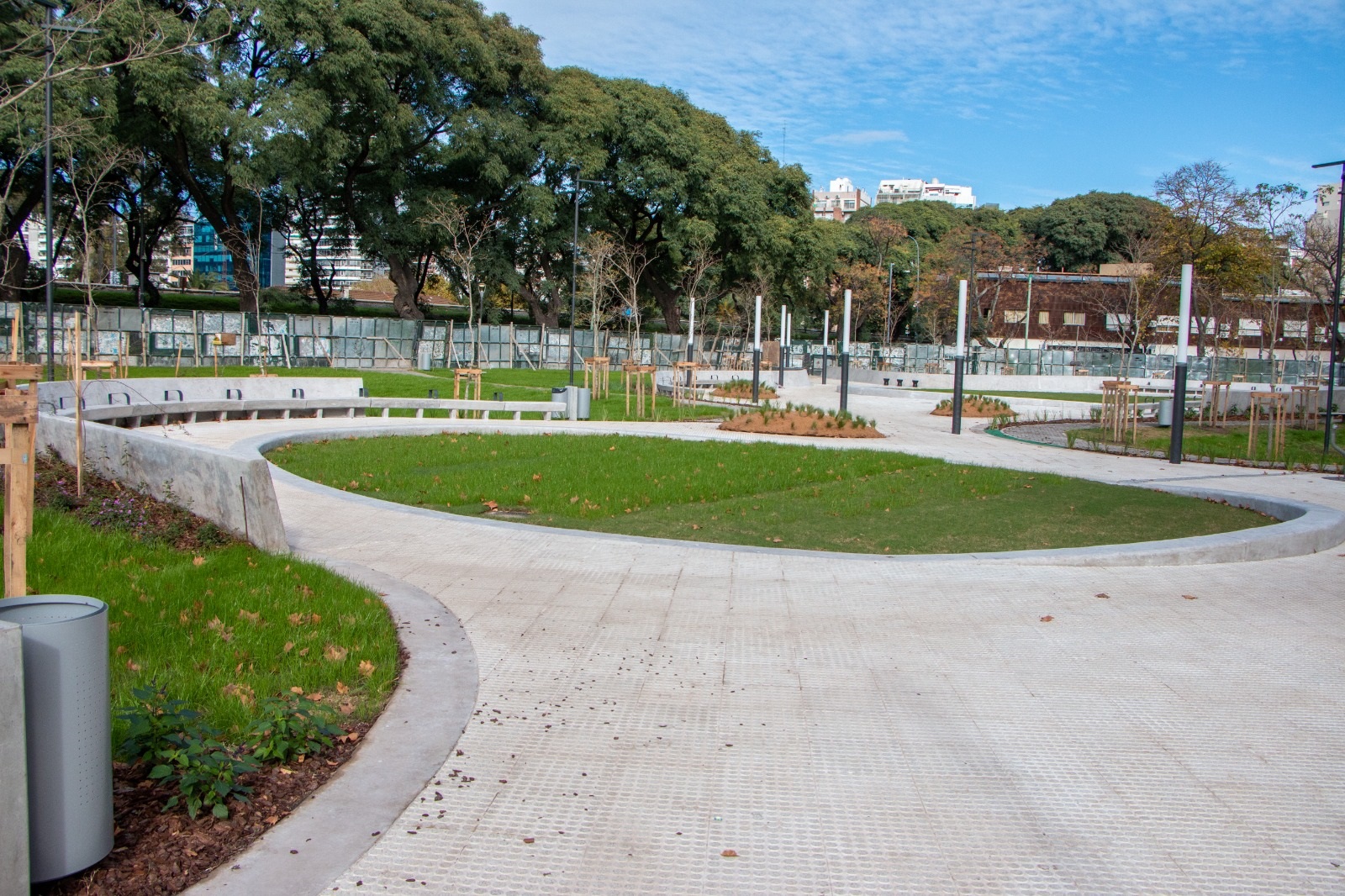 El gobierno porteño inaugura la primera plaza de Las Cañitas