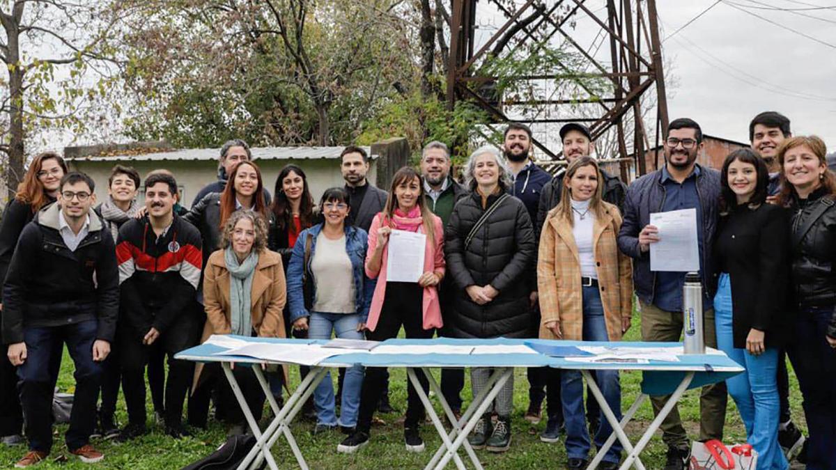 Caballito: Playas Ferroviarias y la UBA evalúan la situación de las familias en terrenos 