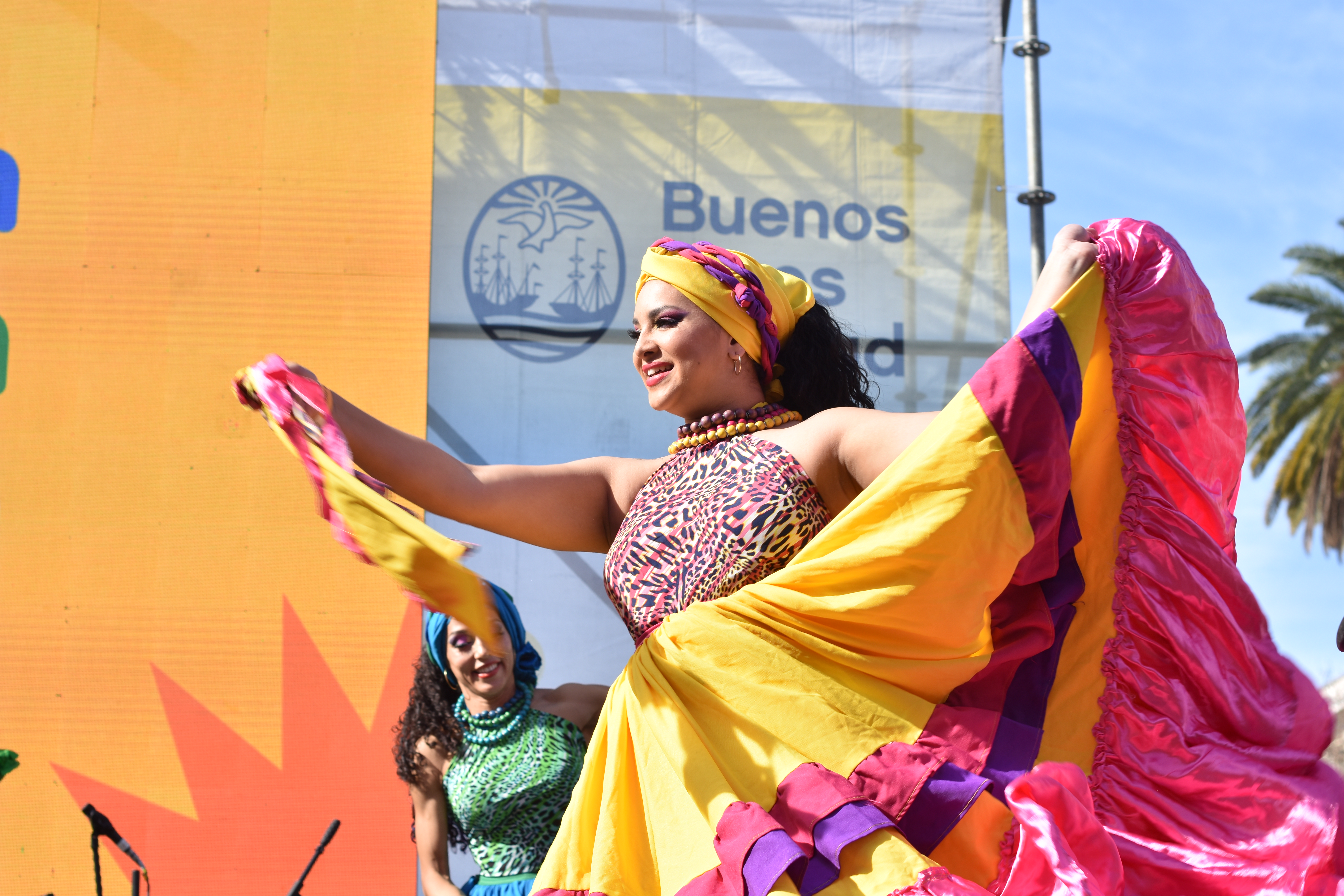 Nueva jornada de festejo por la independencia colombiana en la Ciudad