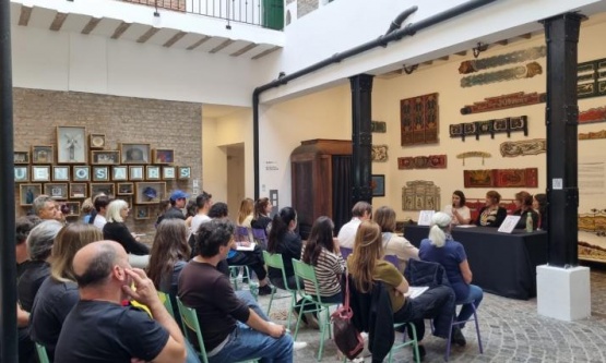 El Museo de la Ciudad presentó el catálogo sobre la historia del fileteado porteño